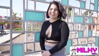 She has a dirty pussy and he doesn’t really want to kiss and lick it